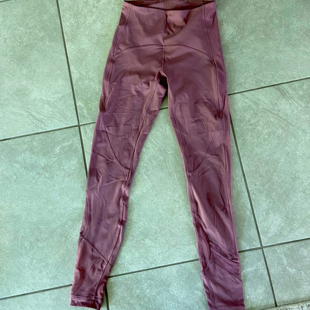 Pink Lululemon leggings
